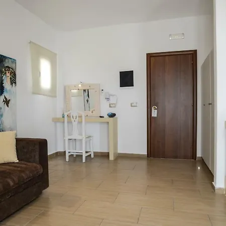 Olympic Santorini Otel Vóthon