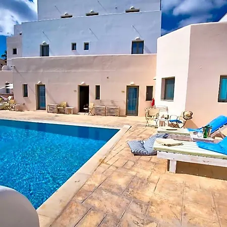Olympic Santorini Ξενοδοχείο 4*