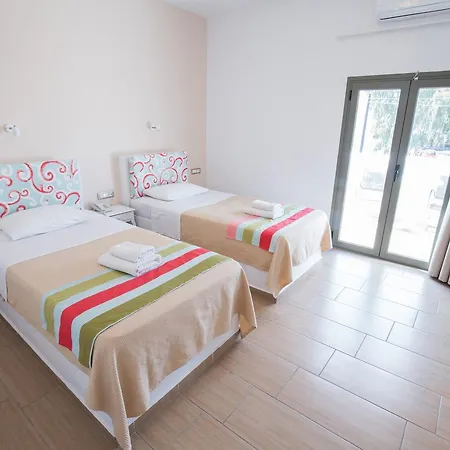 Hotell Olympic Santorini 4*