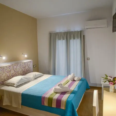 Olympic Santorini Hotell 4*