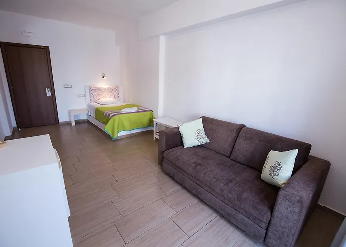 Olympic Santorini 4* Vóthon